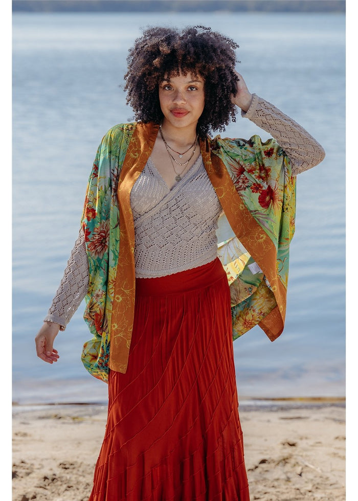 Hanae Cape