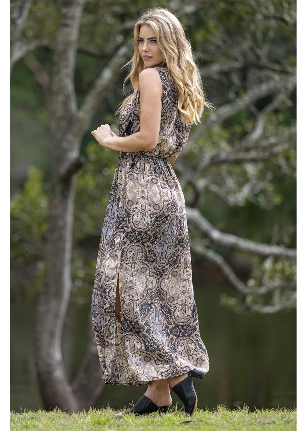 Eshe Short Sleeve Maxi Dress