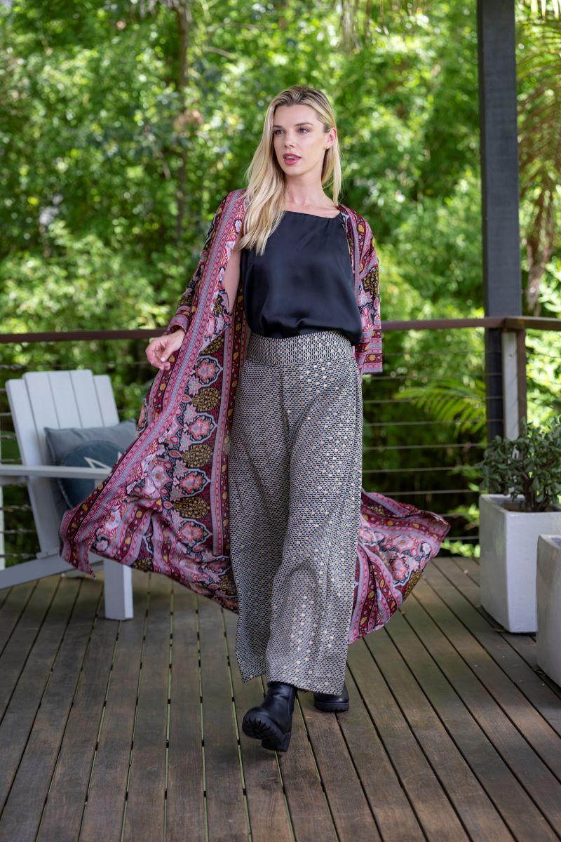Evi Duster