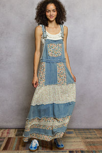 UWS23 - Patchwork Pinafore