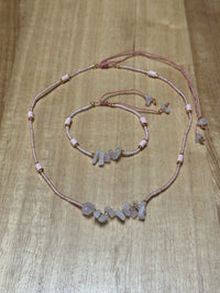 Stone necklace pink