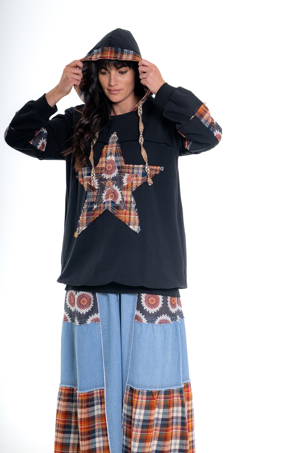 CJ Hoodie Star Patchwork | Black CD-134 (agent samples - Size S/M)