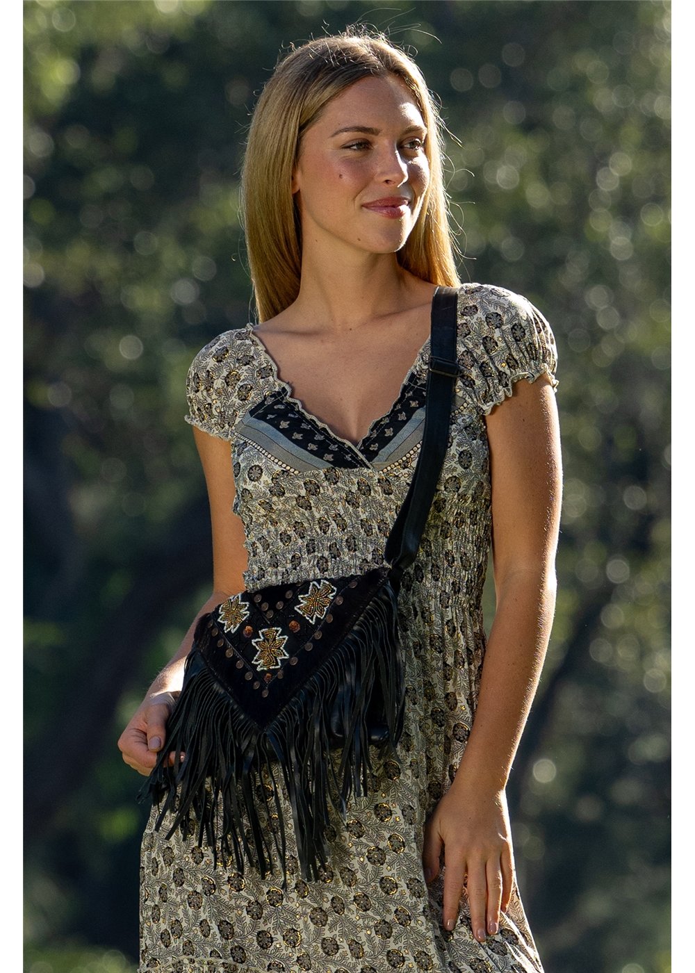 Beaded Fringe Bag - AJ38