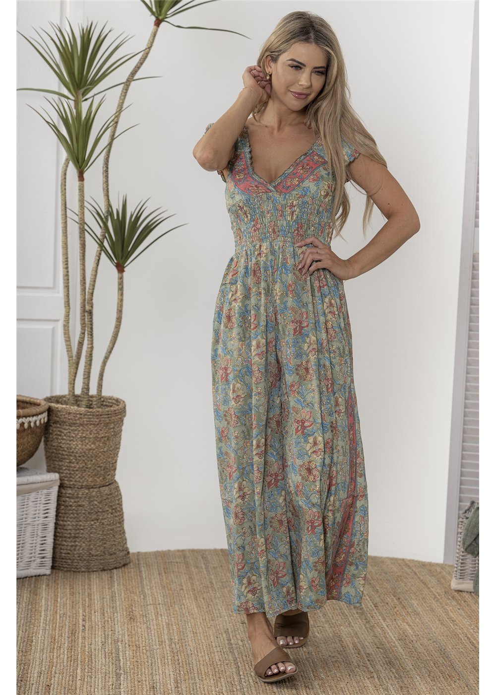 Vea Rosa Jumpsuit in green silk blend, front view