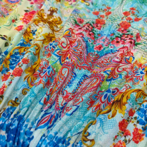 Jardin Palazzo Pants, close view of the coral rose print