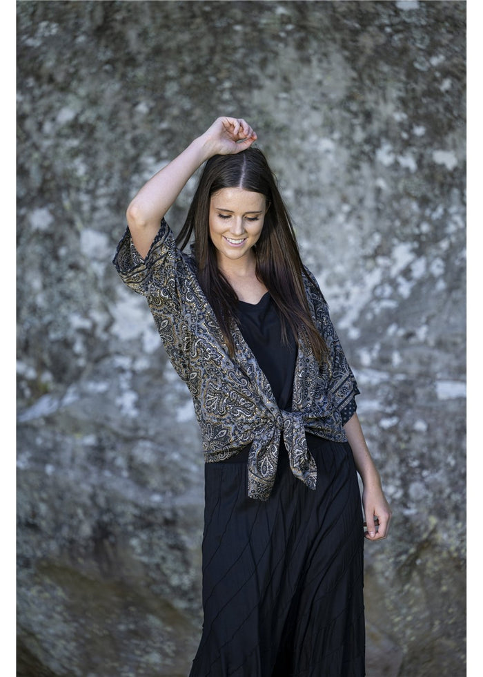 Astrid Kimono