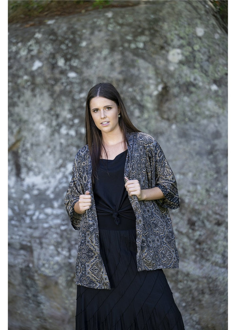 Astrid Kimono