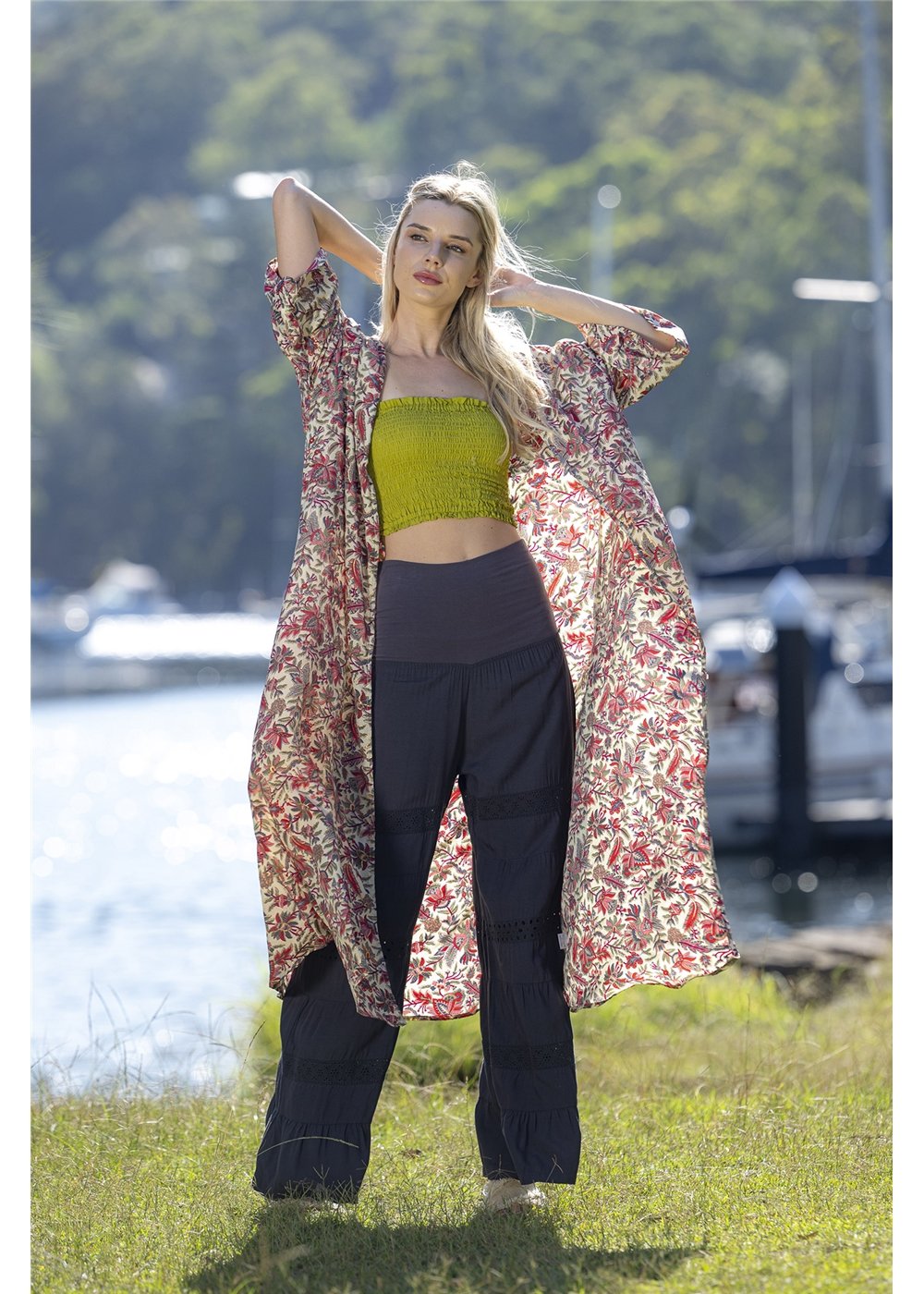 Shula Duster, a kimono, front view