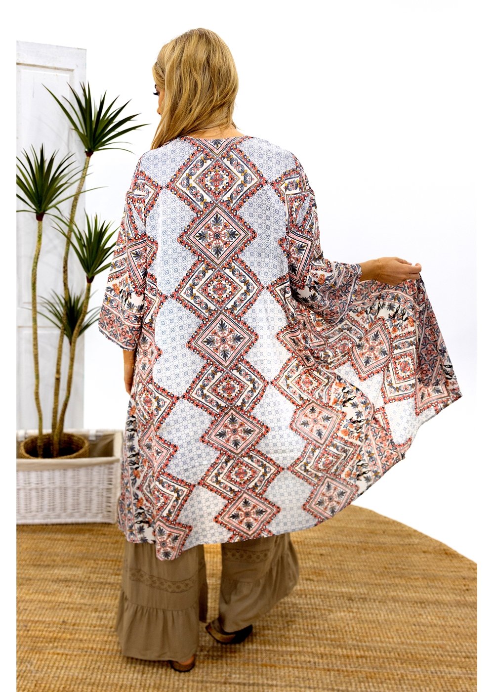 Keola Mid Length Kimono