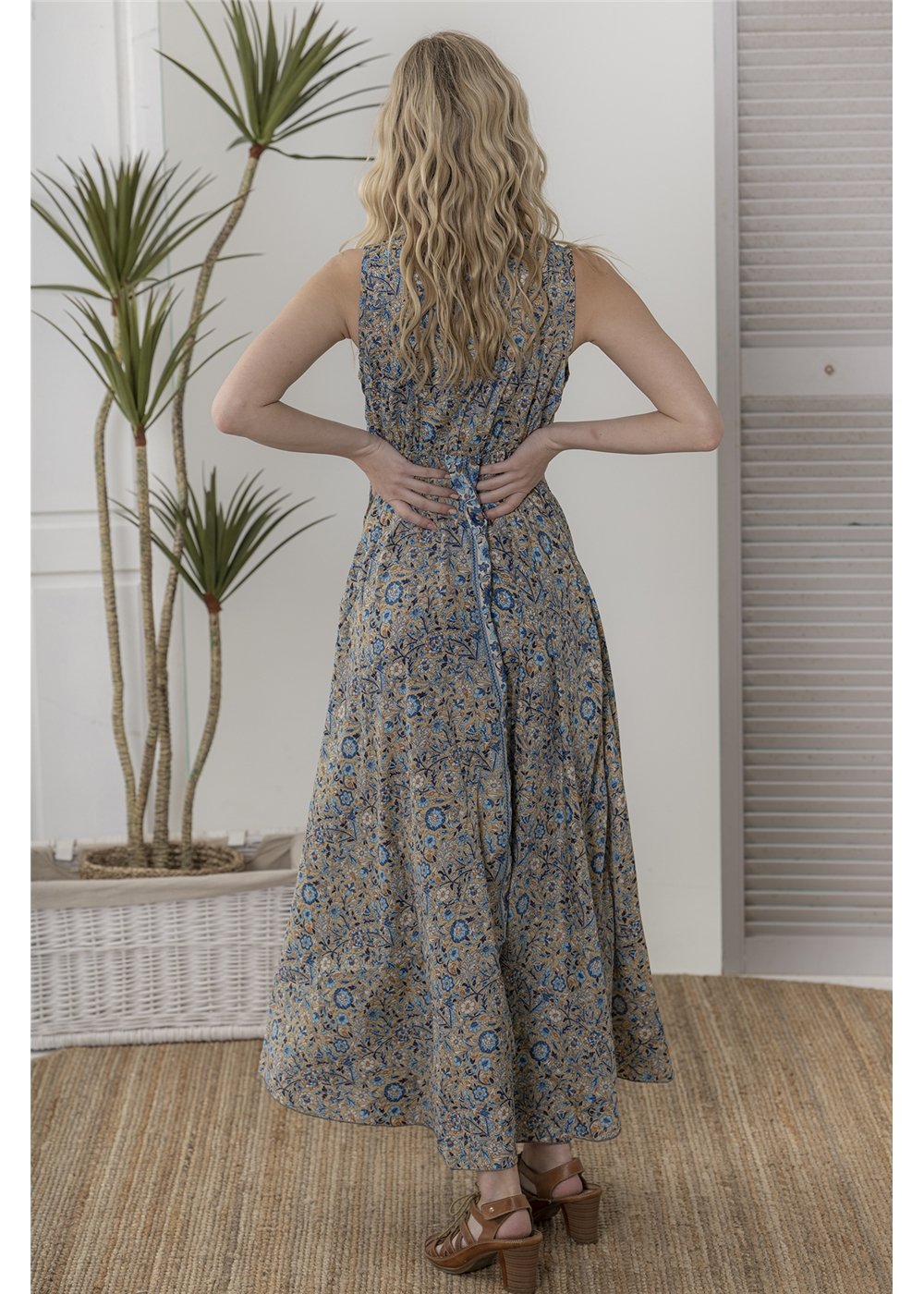 Lamu Sleeveless V-Neck Maxi Dress