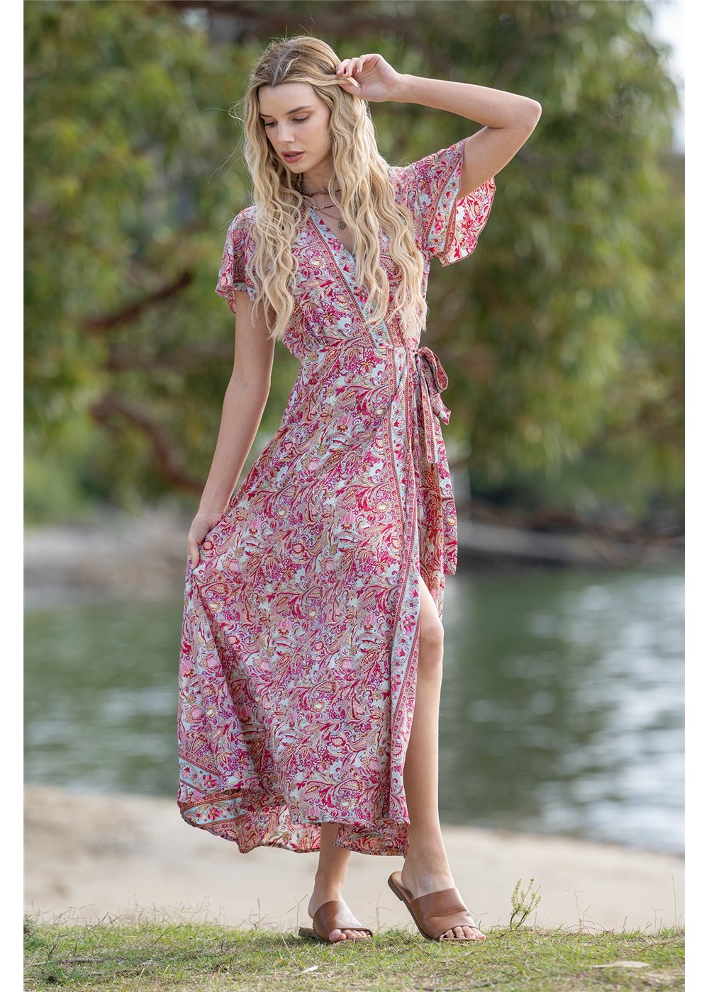 Cleo Short Sleeve Wrap Dress. Silk blend.
Hot Pink/Aqua with Gold Leaf.