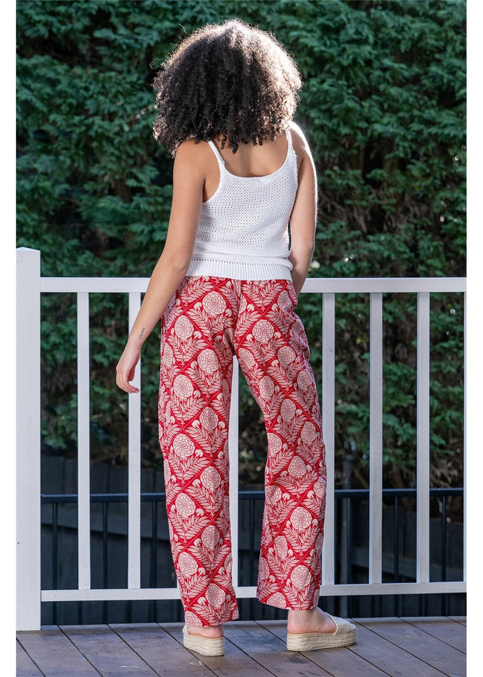 Anya Hemi Pant