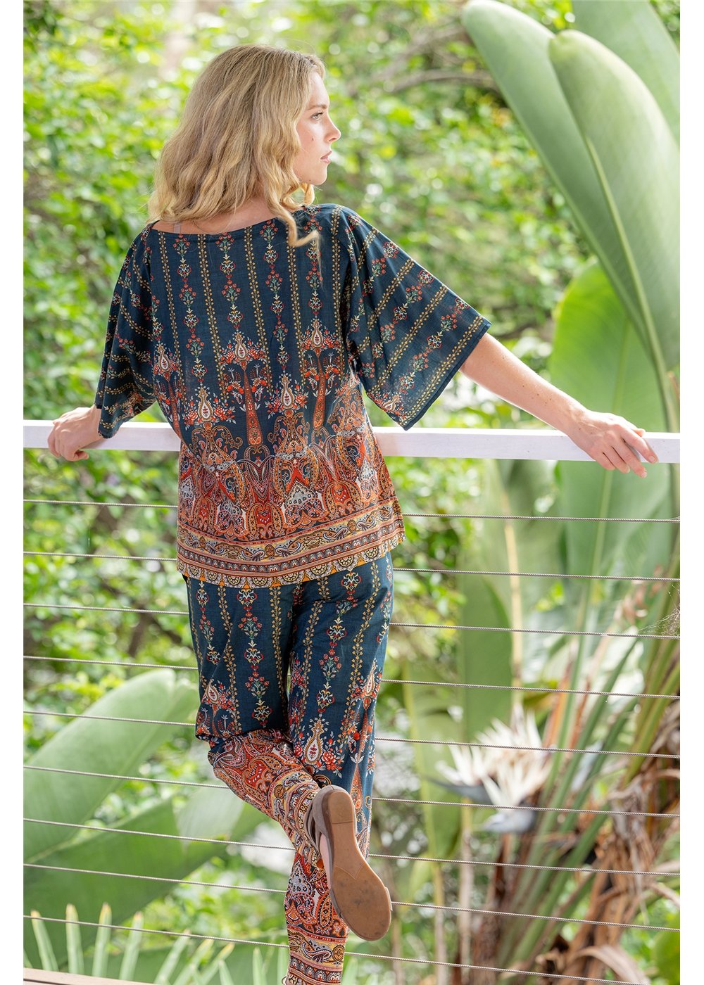 Essence Yua Top