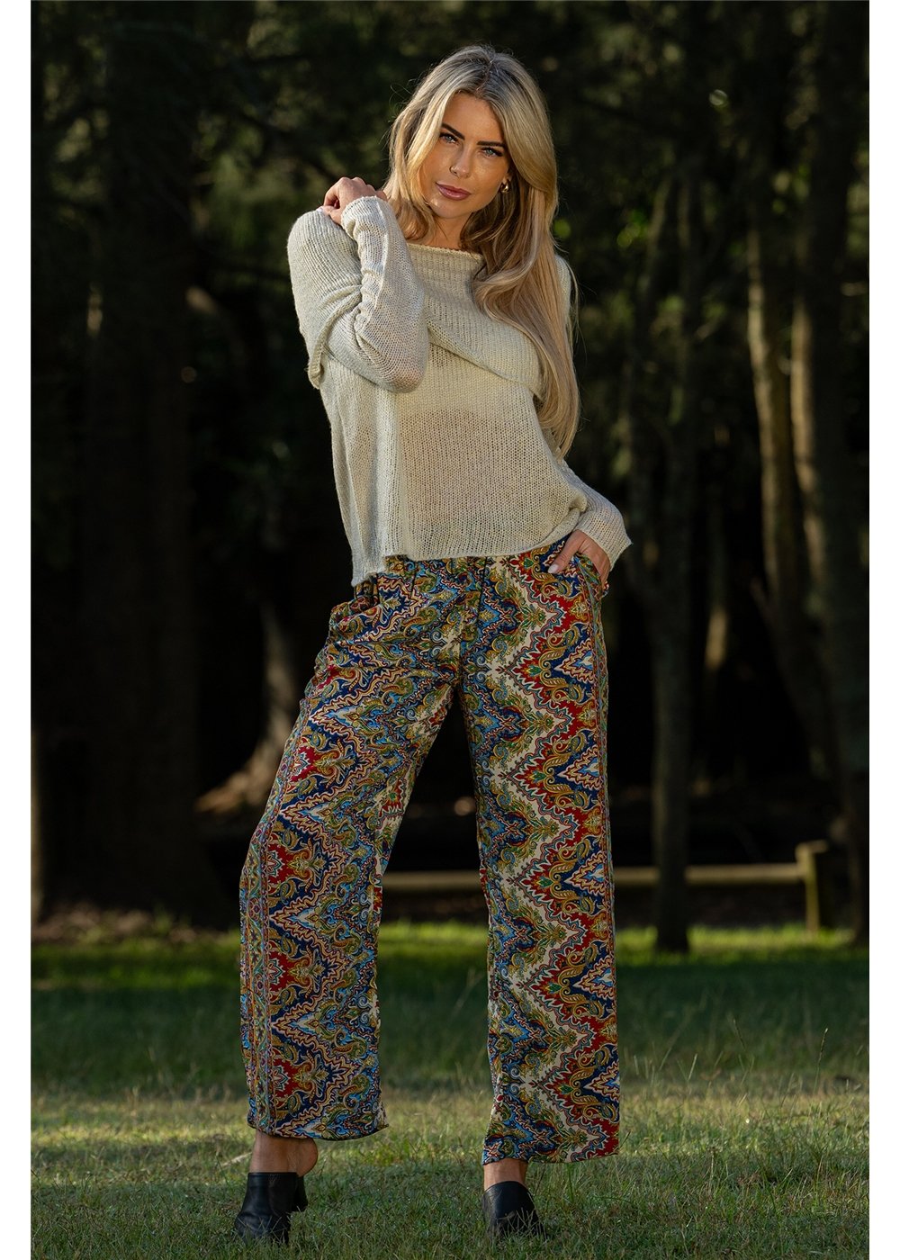 Aurora Hemi Pants jewel-toned medallion print styled with Aurora Blouse, navy and gold — Cienna Designs