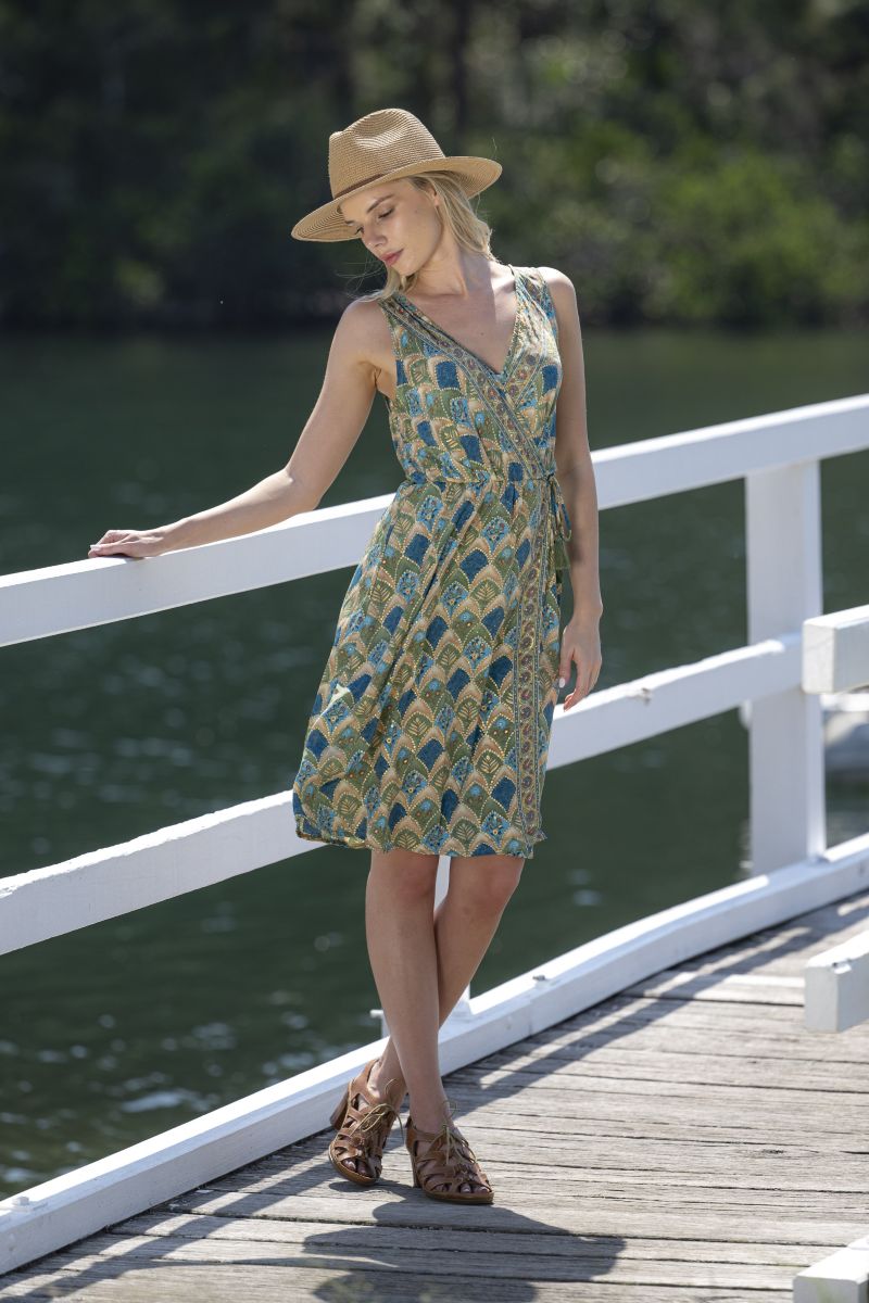 Dalah Sleeveless Short Dress