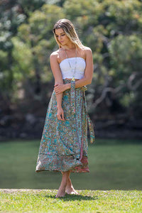 Bohemian chic fashion style