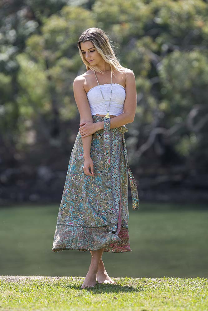 Bohemian chic fashion style