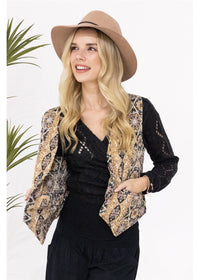 Lettie Quilted Waistcoat Reversible - lapel detail close up