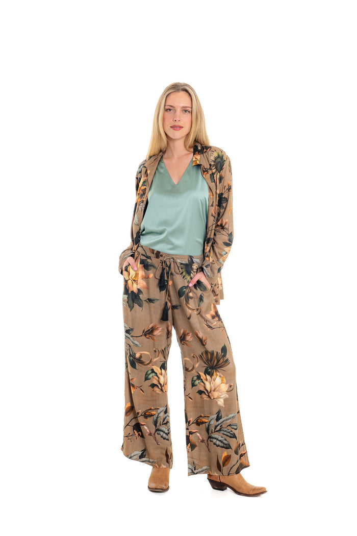 Magnolia Annissa Pants – wide-leg botanical floral print in viscose twill