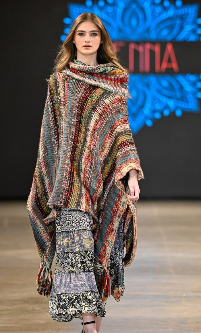 Nia Poncho